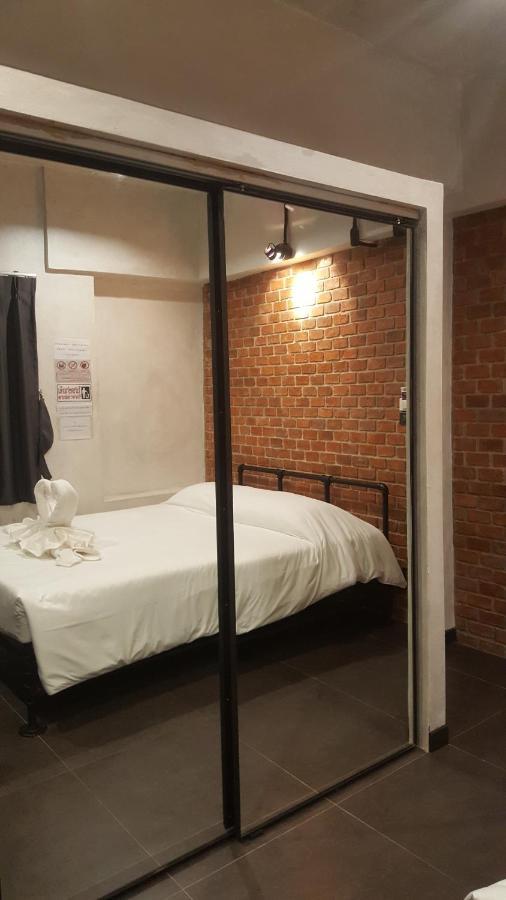 Nhà trọ Bed Place Bangkok